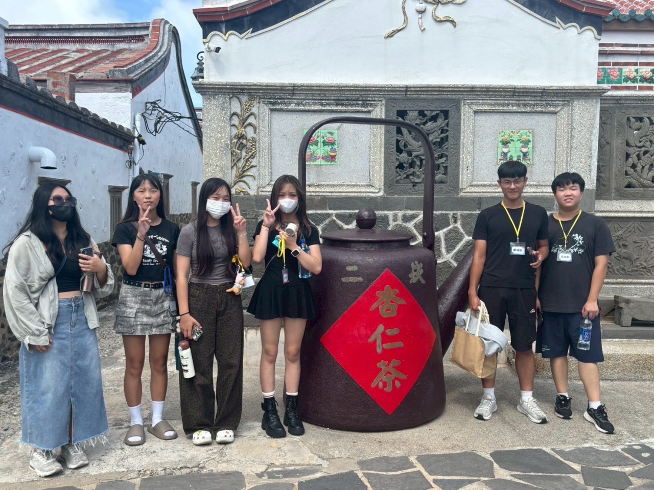 LINE_ALBUM_927迎新活動_250929_744