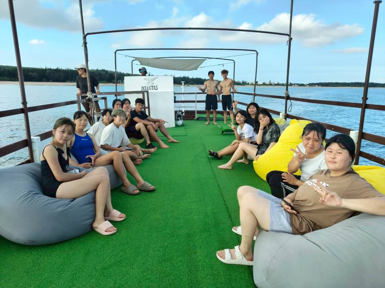LINE_ALBUM_927迎新活動_250929_723